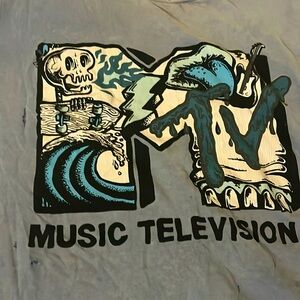 MTV T-shirt
